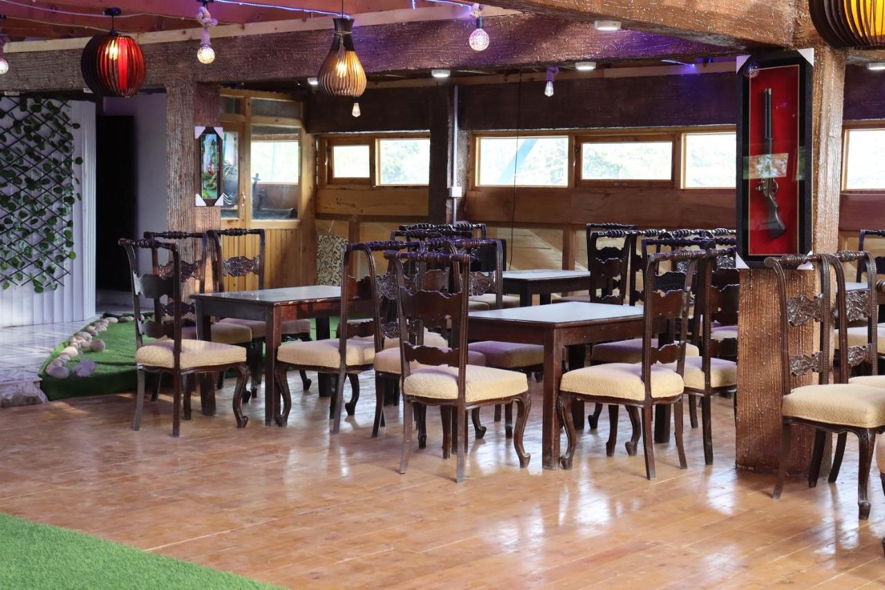 Hotel Al Azeem Ayubia Esterno foto