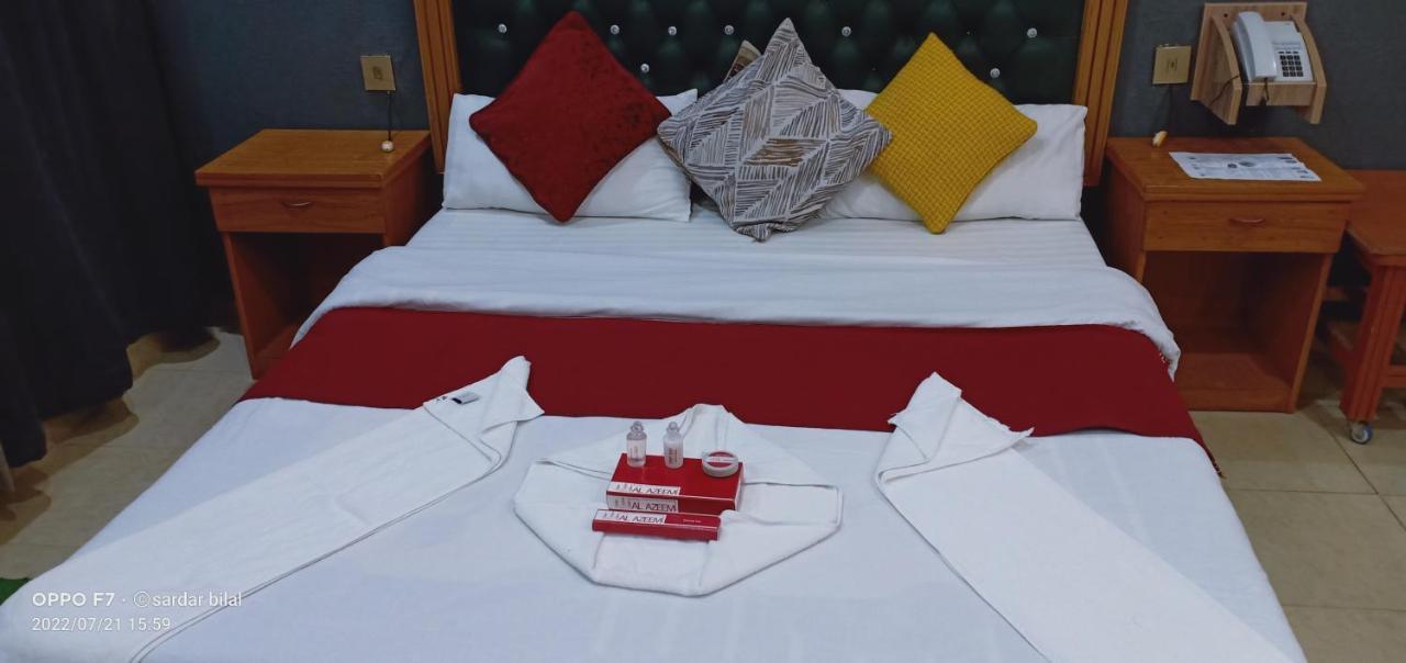 Hotel Al Azeem Ayubia Esterno foto