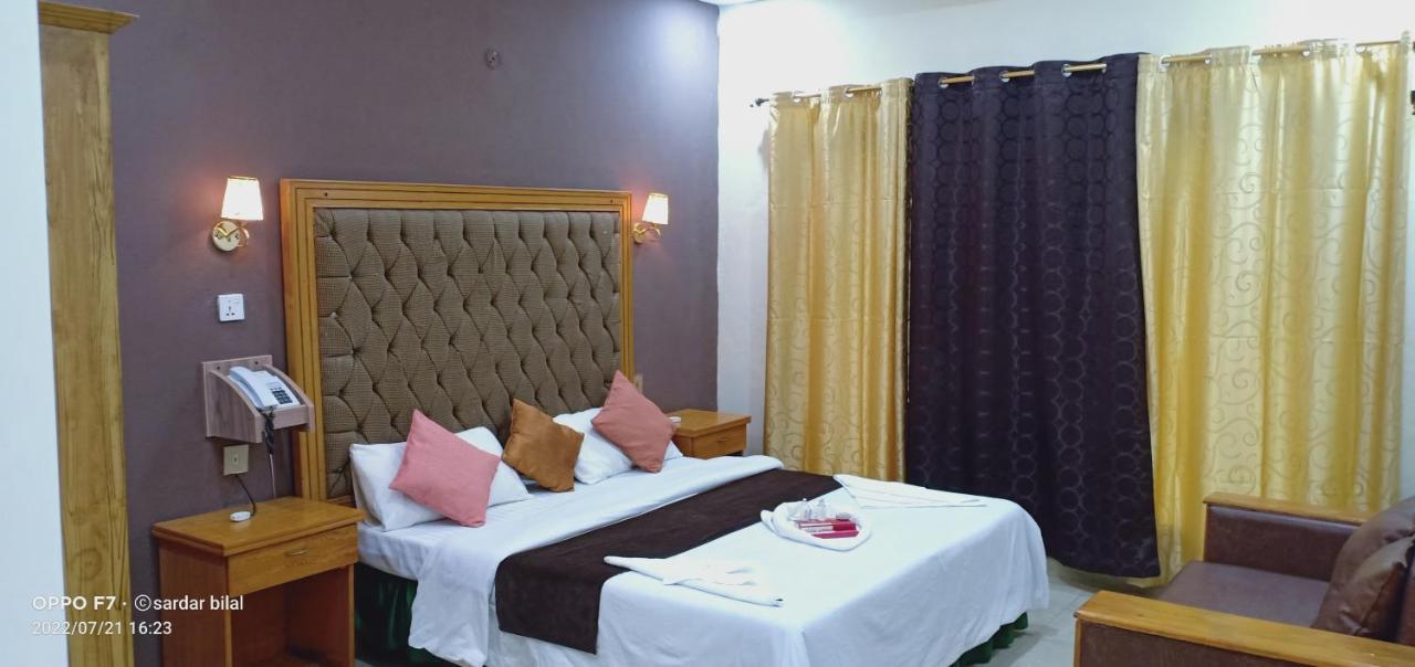 Hotel Al Azeem Ayubia Esterno foto